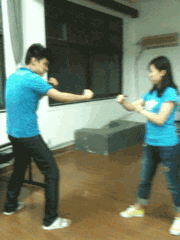 恶搞男女打架的动图恶搞gif搞笑图片