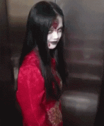 电梯化妆扮鬼恐怖恶搞路人的动图恶搞gif搞笑图片