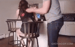 恶搞性感长腿美女的GIF动态图恶搞gif搞笑图片