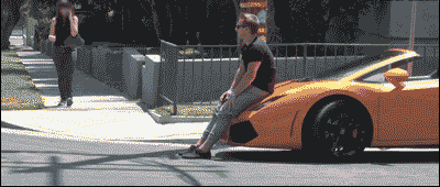 外国人街头泡妞恶搞的搞笑GIF动态图恶搞gif搞笑图片