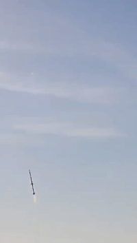 导弹，你别跟我开玩笑哦，咱可开不起玩笑恶搞gif搞笑图片