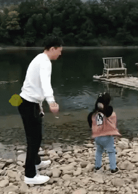 叫你天天打我恶搞gif搞笑图片