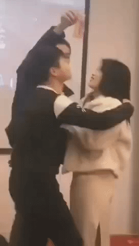 这个游戏我也想玩恶搞gif搞笑图片