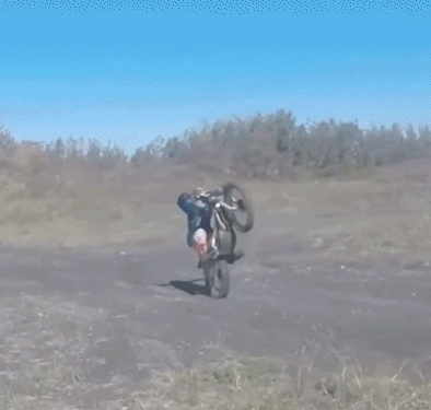 你与摩托跳了只舞恶搞gif搞笑图片