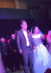 新郎你这是打算要二婚了恶搞gif搞笑图片