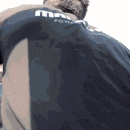 逗比的世界里，永远不知道下一秒会发生什么恶搞gif搞笑图片