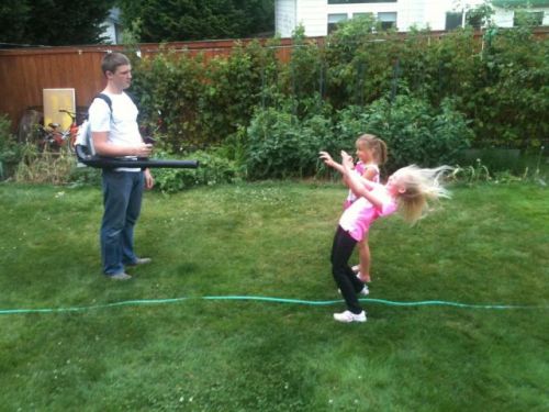 风的感觉儿童gif搞笑图片