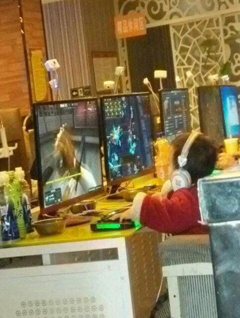 昨天被这货坑了一晚上儿童gif搞笑图片