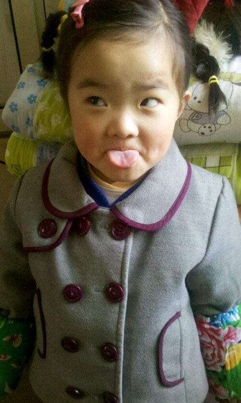 鄙视你。。。儿童gif搞笑图片