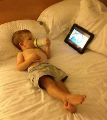 会享受的宝宝儿童gif搞笑图片