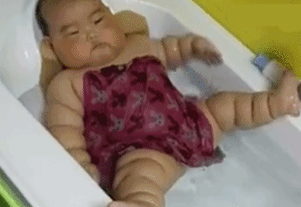 好可爱，有木有儿童gif搞笑图片