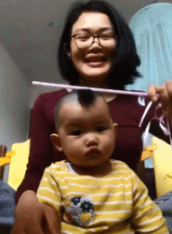 有个二货妈是怎样的一种感觉儿童gif搞笑图片