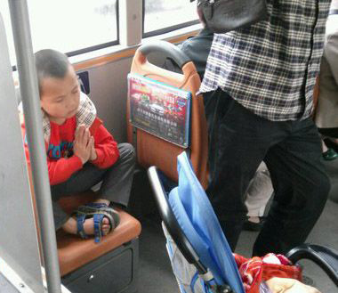 阿弥陀佛，善哉，善哉儿童gif搞笑图片