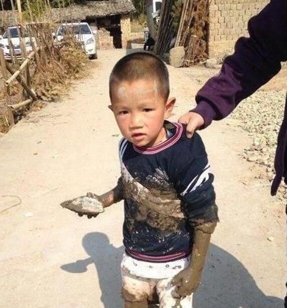 你放开！这事儿没完！！！儿童gif搞笑图片