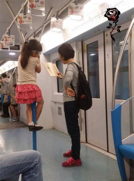 我觉得女汉子这档子事儿，确实是天生的儿童gif搞笑图片