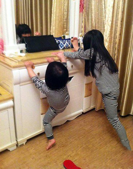 非要拼个你死我活儿童gif搞笑图片