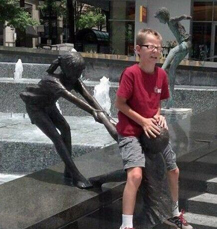 这表情果然很享受啊儿童gif搞笑图片