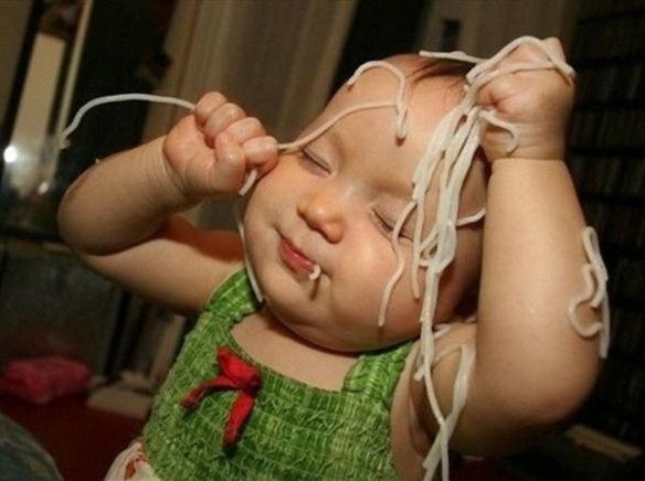 天啊，小子，你这是搞哪一出( ⊙ o ⊙ )！儿童gif搞笑图片