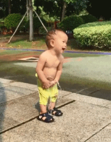 此子非同小可，将来前途不可限量啊儿童gif搞笑图片