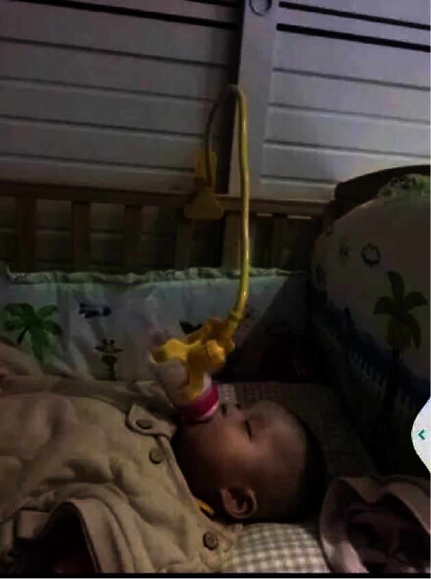 自吸神器，好用！儿童gif搞笑图片