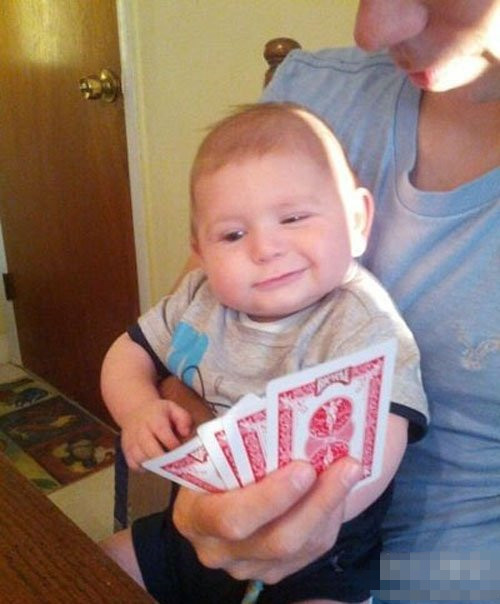 这把牌不错儿童gif搞笑图片