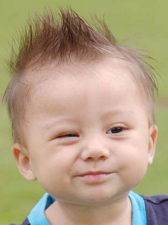 幼儿节目主持人儿童gif搞笑图片