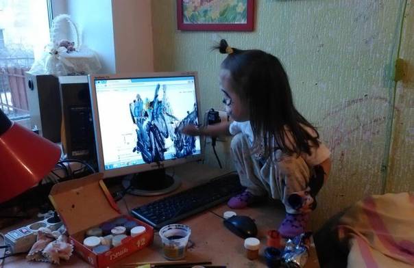 一位灵魂画师儿童gif搞笑图片