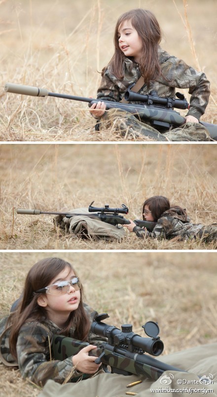 有枪的小女生儿童gif搞笑图片