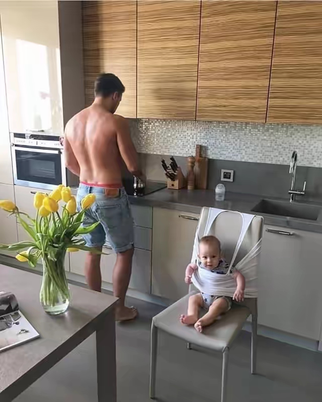 为什么不要让粑粑带孩子？儿童gif搞笑图片