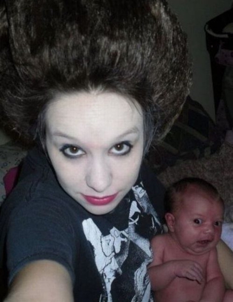 很诡异的孩子儿童gif搞笑图片