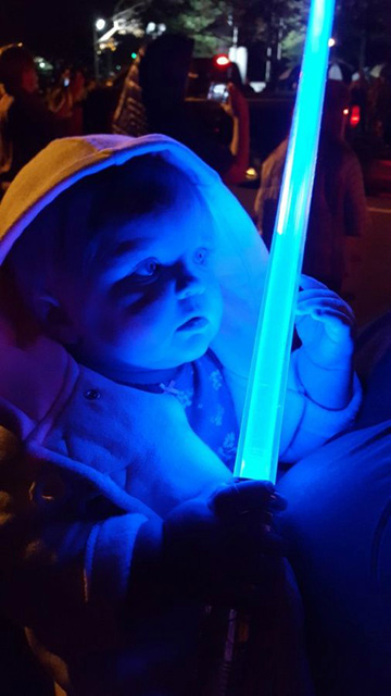 此刻，孩子感受到了原力的力量儿童gif搞笑图片