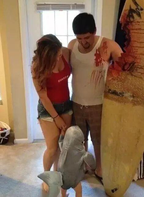 孩子你这是爸妈从外面捡回来的儿童gif搞笑图片