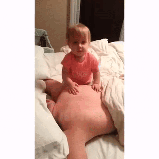 叫醒老爸的正确方式儿童gif搞笑图片