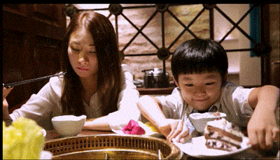 加点佐料更好吃哦儿童gif搞笑图片