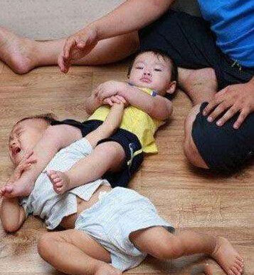 格斗高手是怎样炼成的儿童gif搞笑图片