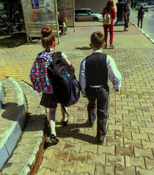 霸道总裁初长成儿童gif搞笑图片