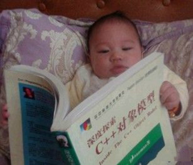 学霸果然是赢在了起跑线上儿童gif搞笑图片