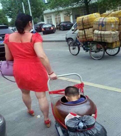 大姐，我服你了儿童gif搞笑图片