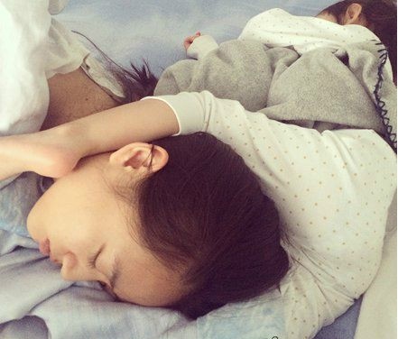 这种陪伴也是醉了儿童gif搞笑图片