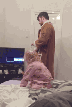 完美的配合儿童gif搞笑图片