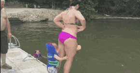 帮妈妈一把儿童gif搞笑图片