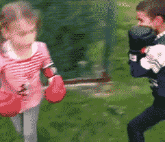 可爱萌娃GIF图片_爆笑可爱的孩子儿童gif搞笑图片