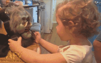 吓死宝宝我了儿童gif搞笑图片