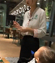 似曾相识，好像上辈子是我老婆儿童gif搞笑图片