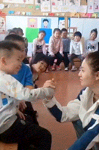 我也想和老师较量一下儿童gif搞笑图片