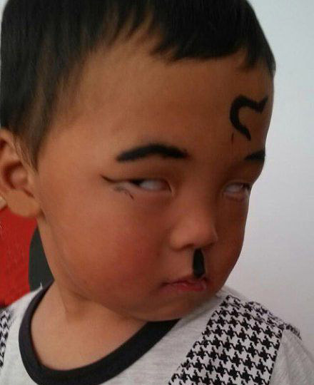 八嘎，你是什么滴干活儿童gif搞笑图片