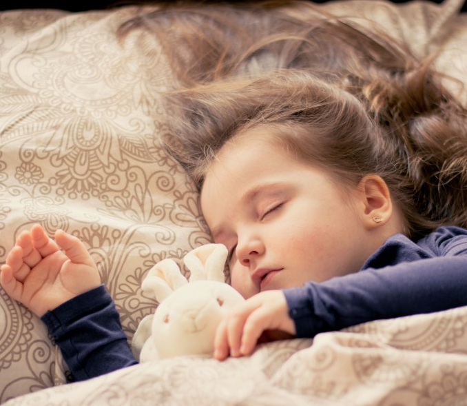 可爱小孩子宝宝睡觉高清图片儿童gif搞笑图片