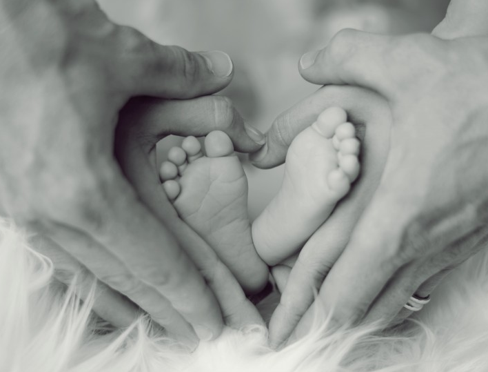 可爱小孩子小脚丫高清图片儿童gif搞笑图片