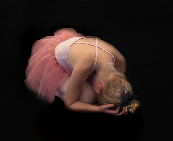 跳芭蕾舞的小女孩可爱儿童高清图片儿童gif搞笑图片