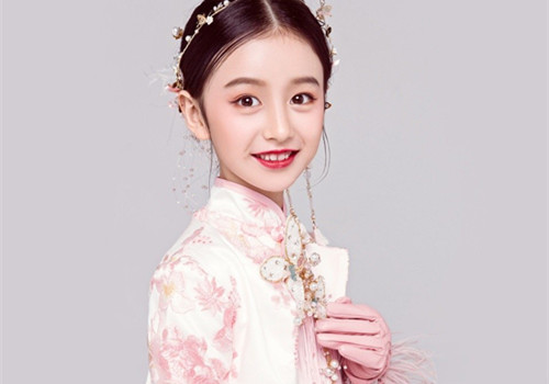 裴佳欣可爱小女孩图片大全儿童gif搞笑图片